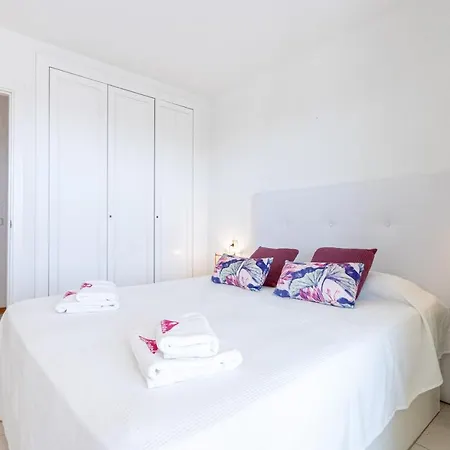 Apart-rent Port Grec 0157 Apartment